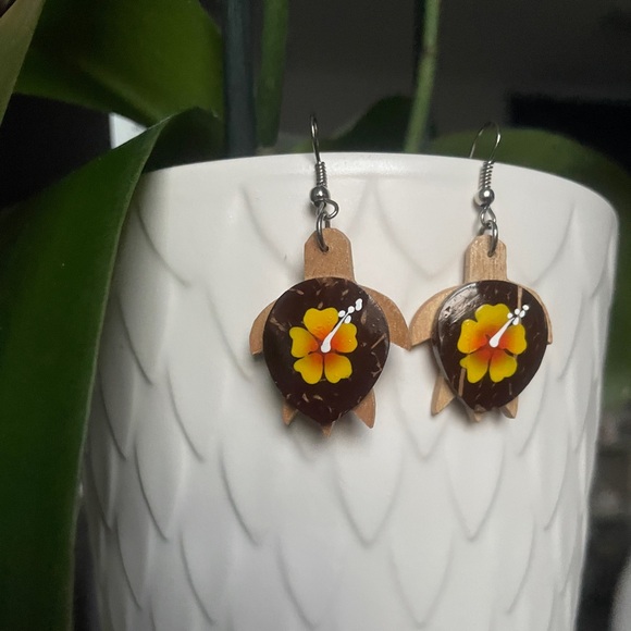 Bohemian Wood Turtle Tropical Earrings! - Picture 2 of 2